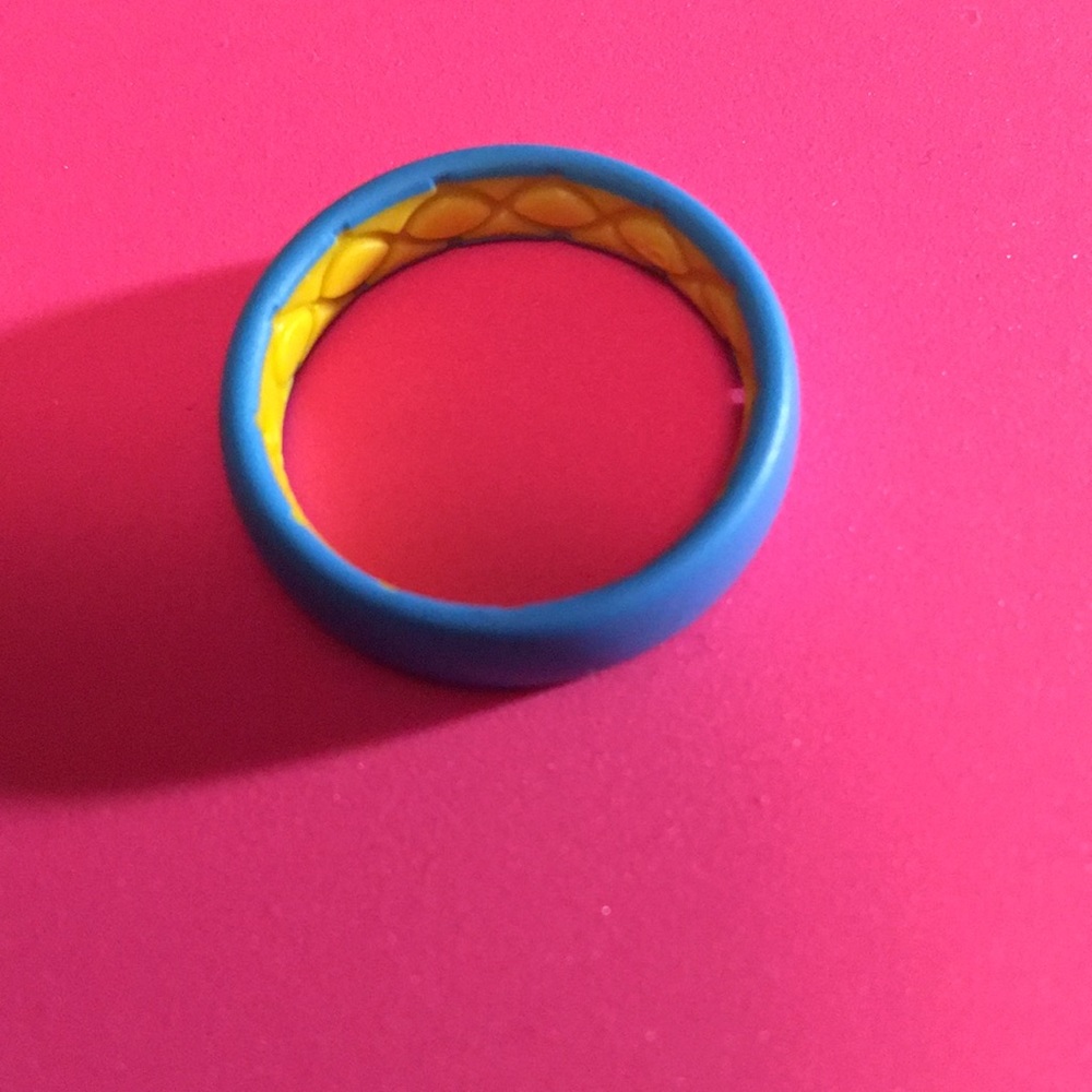 Grove ring